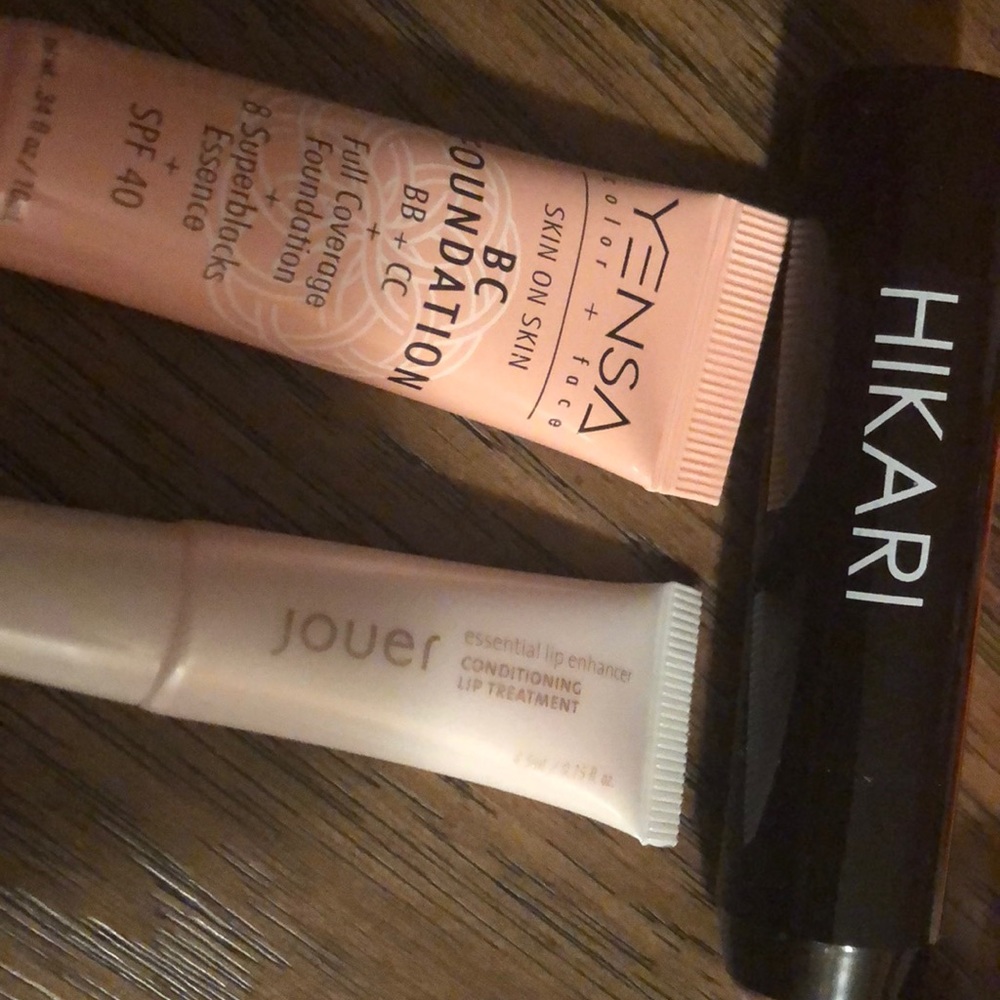 Makeup sampler - Picture 2 of 5